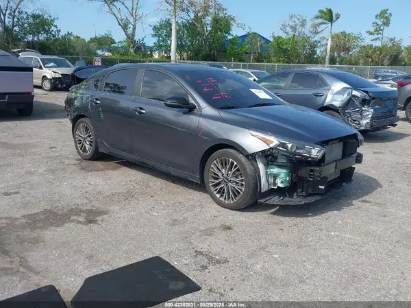 3KPF54AD7PE515731 2023 KIA FORTE - Image 1