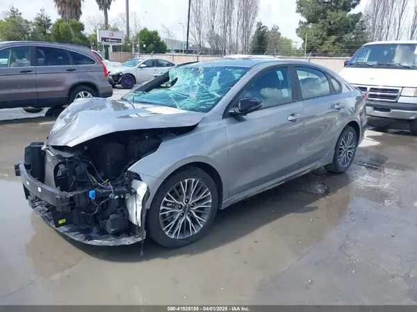 3KPF54AD7PE522131 2023 KIA FORTE - Image 2