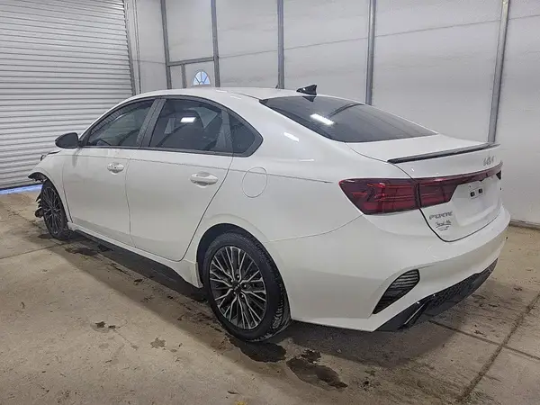 3KPF54AD7PE522324 2023 KIA FORTE - Image 2