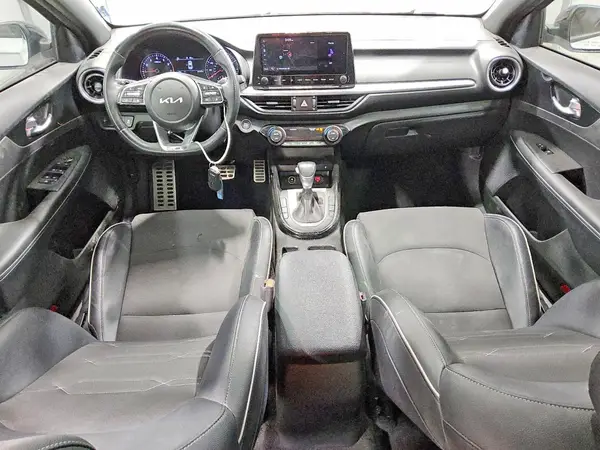 3KPF54AD7PE522324 2023 KIA FORTE - Image 8