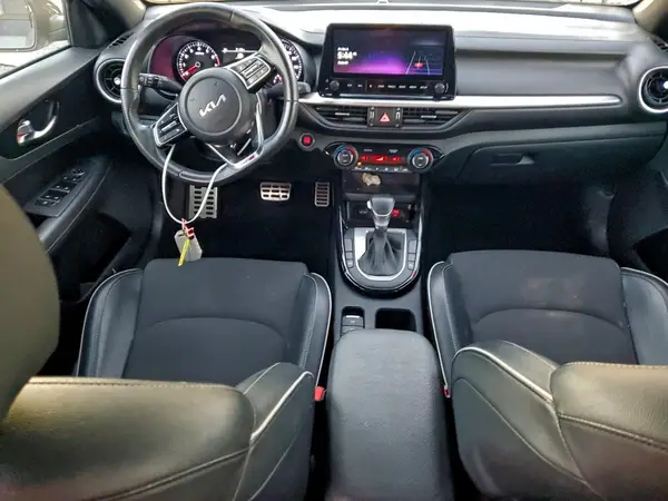 3KPF54AD7PE524381 2023 KIA FORTE - Image 8