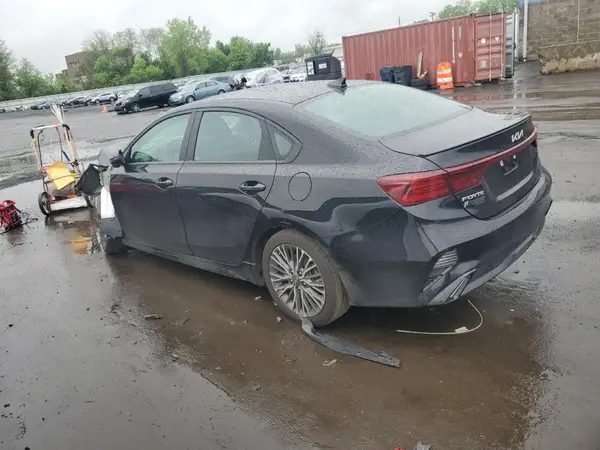 3KPF54AD7PE530083 2023 KIA FORTE - Image 2