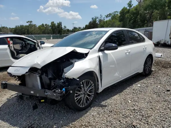 3KPF54AD7PE531105 2023 KIA FORTE - Image 1
