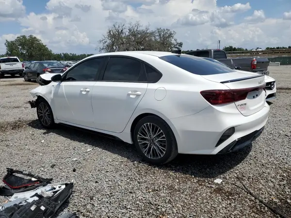 3KPF54AD7PE531105 2023 KIA FORTE - Image 2