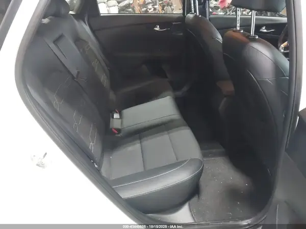 3KPF54AD7PE549829 2023 KIA FORTE - Image 8