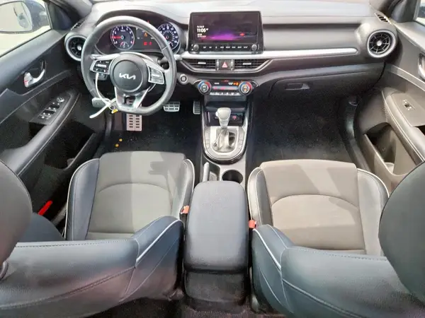 3KPF54AD7PE550642 2023 KIA FORTE - Image 8