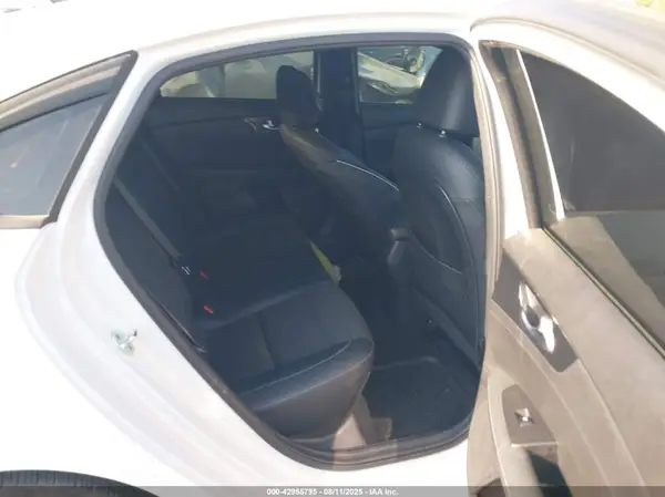 3KPF54AD7PE552665 2023 KIA FORTE - Image 8