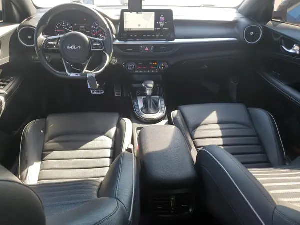 3KPF54AD7PE559390 2023 KIA FORTE - Image 8