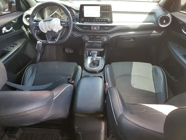3KPF54AD7PE565593 2023 KIA FORTE - Image 8