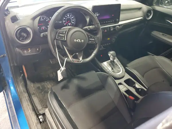 3KPF54AD7PE568381 2023 KIA FORTE - Image 8