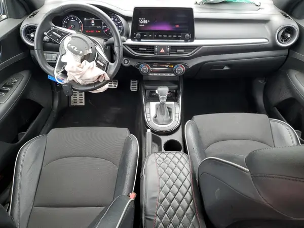 3KPF54AD7PE572821 2023 KIA FORTE - Image 8