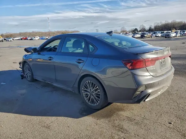 3KPF54AD7PE579543 2023 KIA FORTE - Image 2