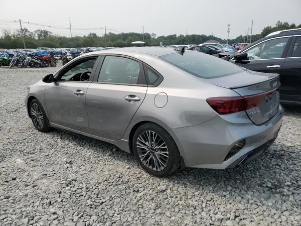 3KPF54AD7PE583804 2023 KIA FORTE - Image 2