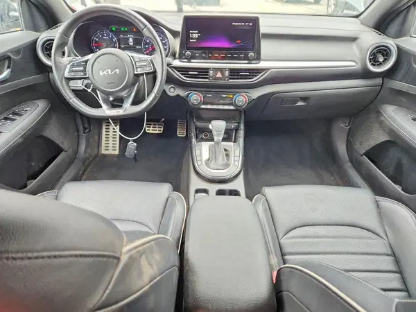 3KPF54AD7PE585004 2023 KIA FORTE - Image 8