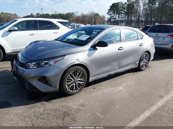 3KPF54AD7PE586427 2023 KIA FORTE - Image 2