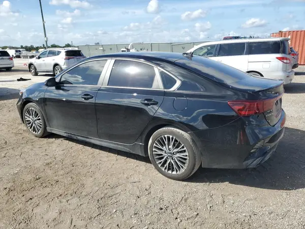 3KPF54AD7PE590834 2023 KIA FORTE - Image 2