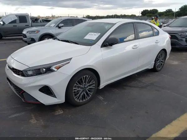 3KPF54AD7PE591143 2023 KIA FORTE - Image 2