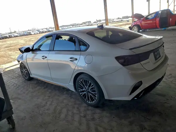 3KPF54AD7PE593393 2023 KIA FORTE - Image 2