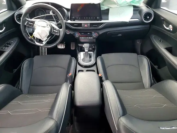 3KPF54AD7PE614940 2023 KIA FORTE - Image 8