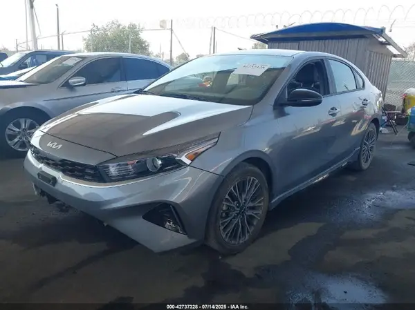 3KPF54AD7PE622679 2023 KIA FORTE - Image 2