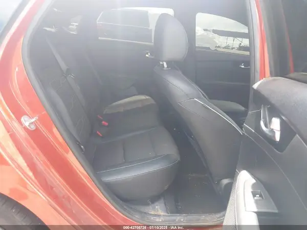 3KPF54AD7PE636758 2023 KIA FORTE - Image 8