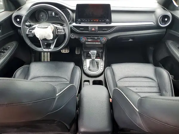 3KPF54AD7PE647453 2023 KIA FORTE - Image 8