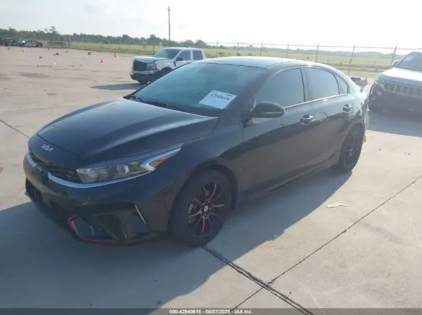 3KPF54AD7PE648151 2023 KIA FORTE - Image 2