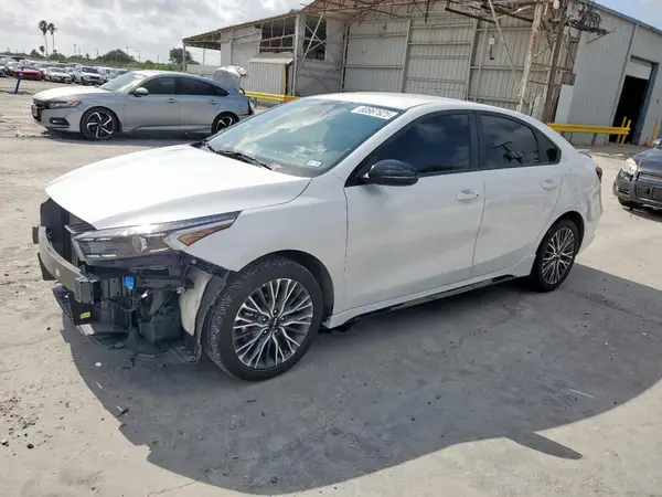 3KPF54AD7PE658761 2023 KIA FORTE - Image 1