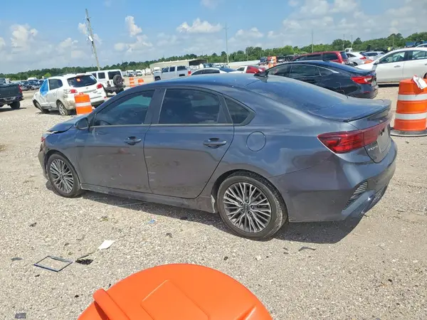3KPF54AD7PE662857 2023 KIA FORTE - Image 2