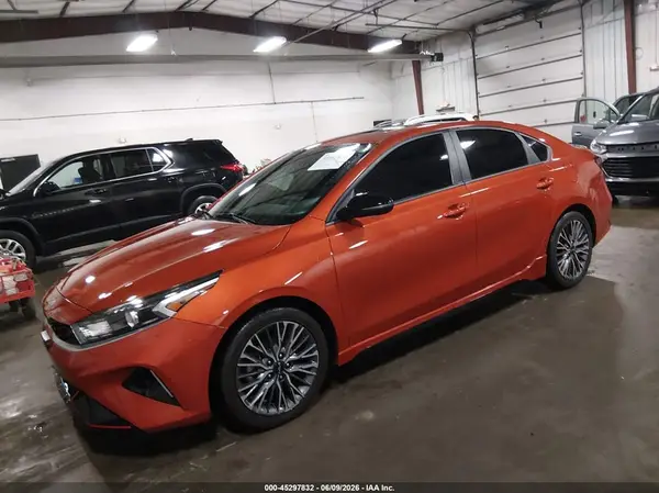 3KPF54AD7PE684969 2023 KIA FORTE - Image 2