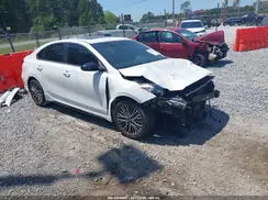3KPF54AD7RE692573 2024 KIA FORTE
