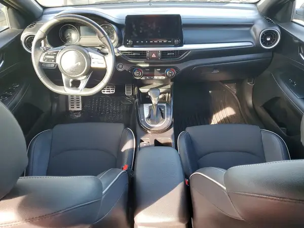 3KPF54AD7RE693139 2024 KIA FORTE - Image 8