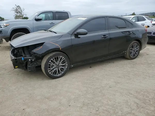 3KPF54AD7RE693609 2024 KIA FORTE - Image 1