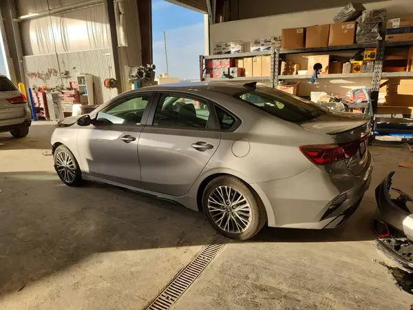3KPF54AD7RE705628 2024 KIA FORTE - Image 2