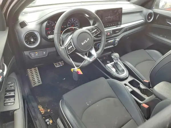 3KPF54AD7RE707993 2024 KIA FORTE - Image 8