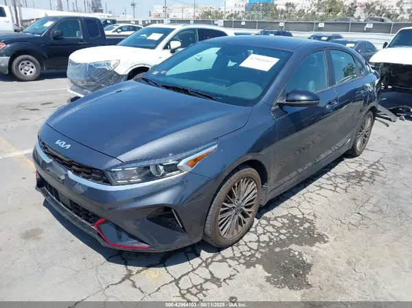 3KPF54AD7RE712465 2024 KIA FORTE - Image 2