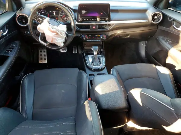 3KPF54AD7RE715088 2024 KIA FORTE - Image 8