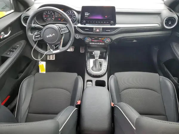 3KPF54AD7RE715821 2024 KIA FORTE - Image 8
