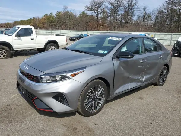 3KPF54AD7RE719030 2024 KIA FORTE - Image 1