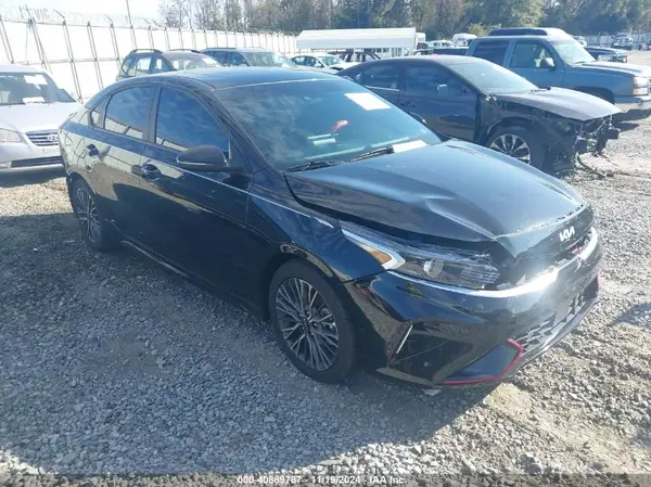 3KPF54AD7RE721733 2024 KIA FORTE - Image 1