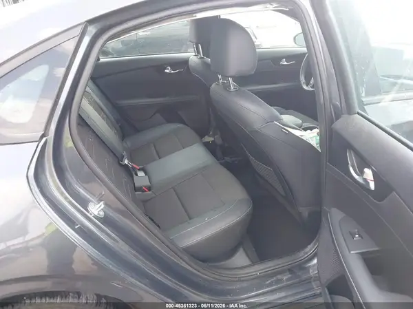 3KPF54AD7RE727189 2024 KIA FORTE - Image 8