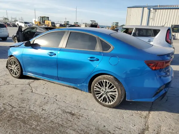 3KPF54AD7RE731257 2024 KIA FORTE - Image 2
