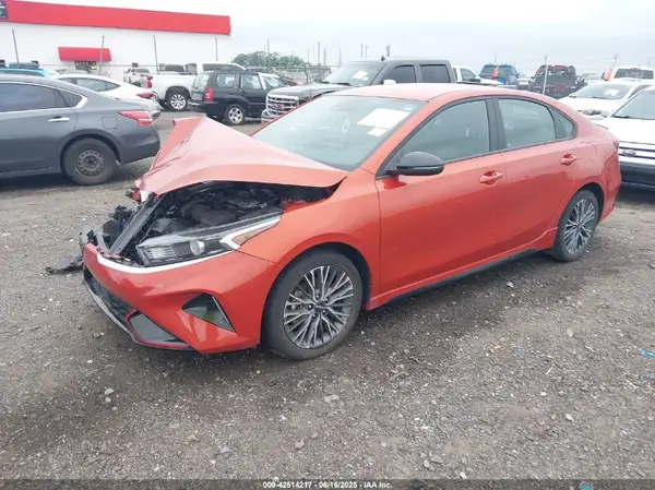 3KPF54AD7RE736524 2024 KIA FORTE - Image 2