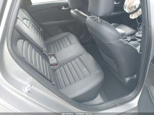 3KPF54AD7RE750343 2024 KIA FORTE - Image 8
