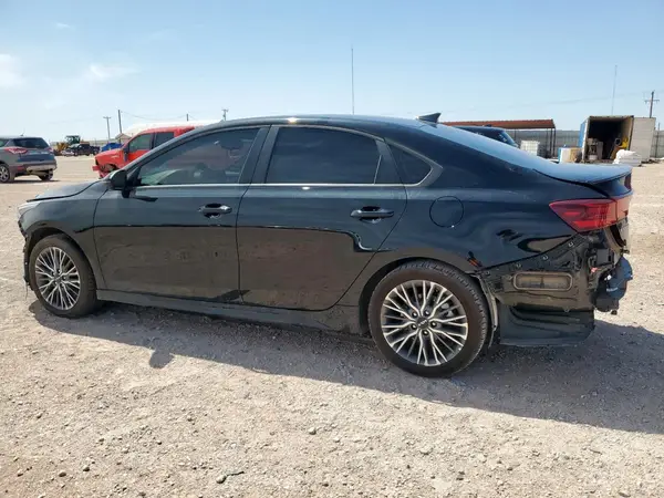 3KPF54AD7RE753694 2024 KIA FORTE - Image 2