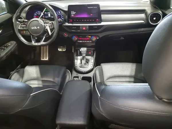 3KPF54AD7RE758409 2024 KIA FORTE - Image 8