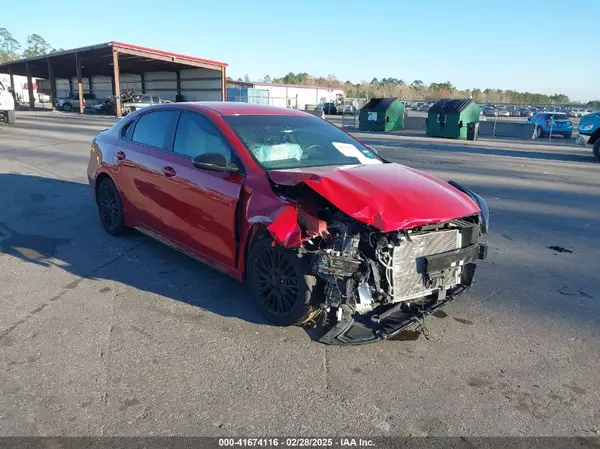3KPF54AD7RE770429 2024 KIA FORTE - Image 1