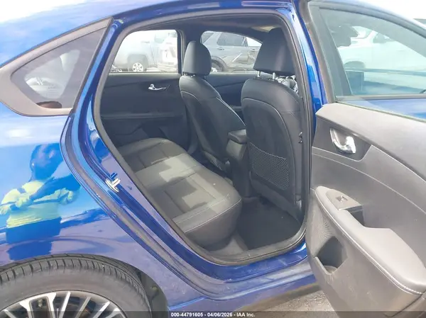 3KPF54AD7RE778613 2024 KIA FORTE - Image 8