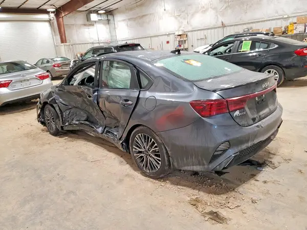 3KPF54AD7RE779115 2024 KIA FORTE - Image 2