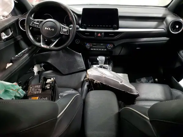 3KPF54AD7RE779115 2024 KIA FORTE - Image 8